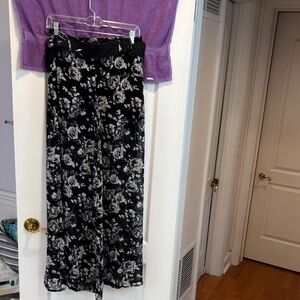 NWT Forever 21 Black and White Floral Wide Leg Pants